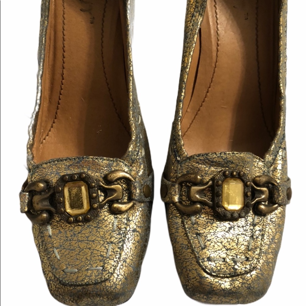 Vintage Patina Heels